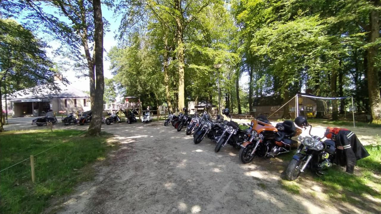 L'Etape En Foret Saint-Sever-Calvados Bagian luar foto